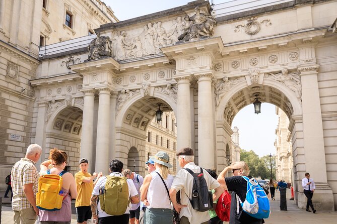 Classic London Tour with Westminster Abbey, Skip the Ticket Line - Horse Guards Parade and St. James Park