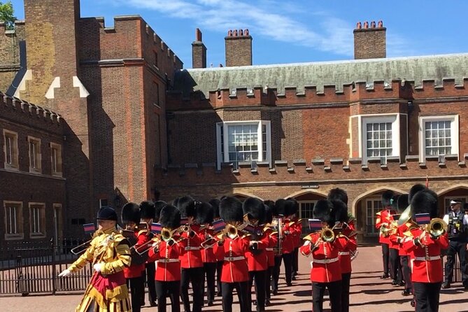 Classic London Tour - Buckingham Palace and St. James’s Park