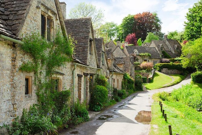 Cotswolds Day Trip from London with Optional Village Lunch - Bibury and Arlington Row, the postcard center of the day