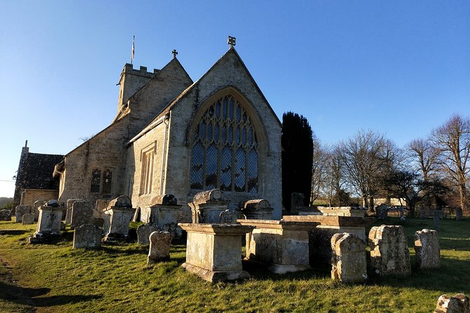 Cotswolds Electric Bike One Day Private Tour starts near Oxford - A private guide changes the pace