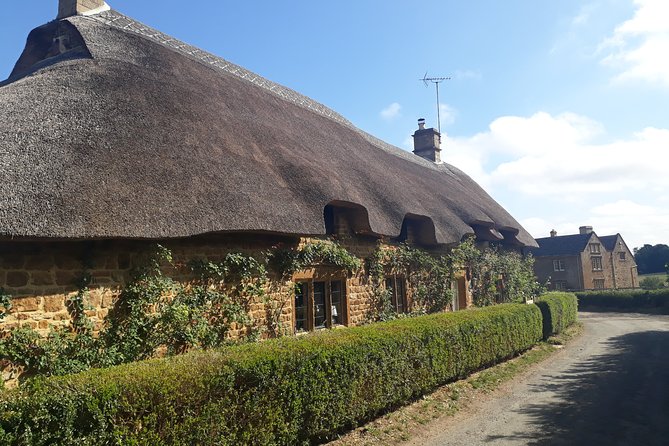 Cotswolds Private Driving Tour from London - Burford shows the Cotswolds as a market town