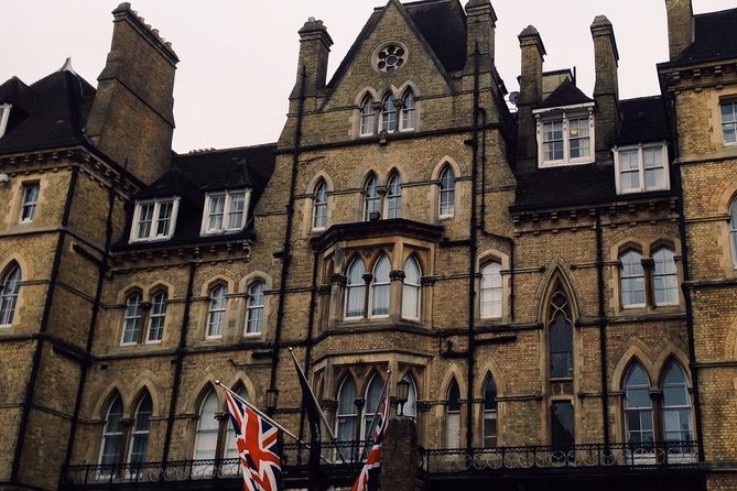 Cotswolds Villages and Oxford Full Day Tour from London - Coach comfort, food, and the pace of the day