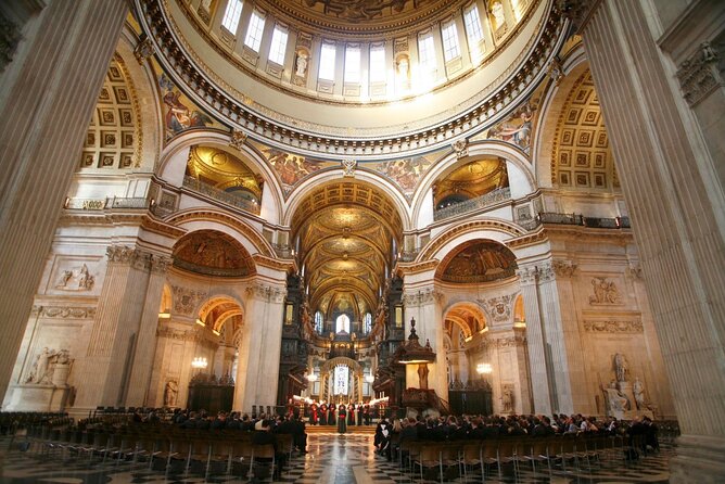 Crown Jewels of London Tour with River Cruise - A short Thames cruise from Tower Pier