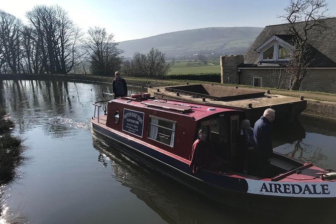 Day Boat Hire - Taking the helm from Skipton