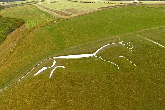 Day trip by coach - Stonehenge, Avebury & Uffington White Horse - Who should book this day trip?
