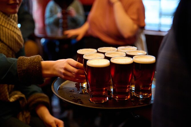 Devour London Historical Pub Tour:Traditional British Food & Ales - The guide makes the difference