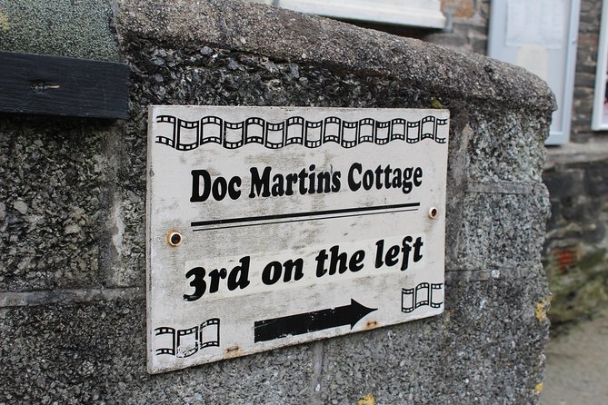Doc Martin Tour in Port Isaac, Cornwall - Hills, harbor lanes, and footwear