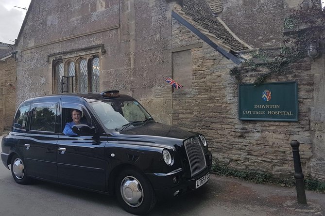Downton Abbey and Castle Taxi Tour from London with Hotel Pickup - Price, group size, and overall value