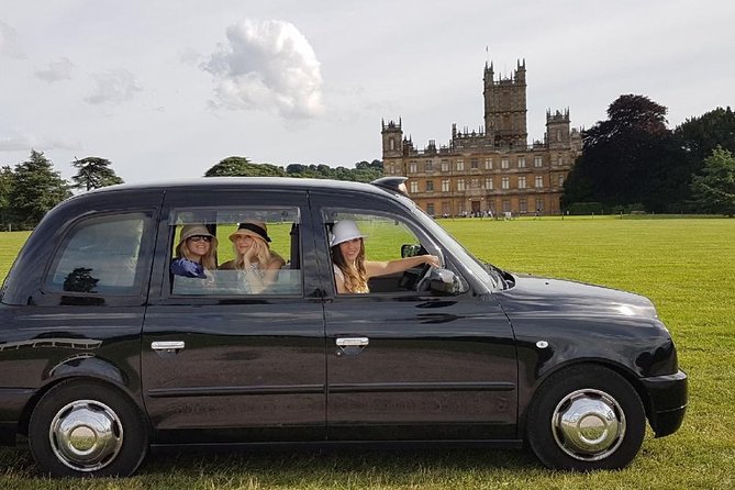 Downton Abbey and Castle Taxi Tour from London with Hotel Pickup - Cotswold villages and the countryside route