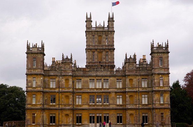 Downton Abbey and Highclere Castle Tour from London - Price and value at $254.74