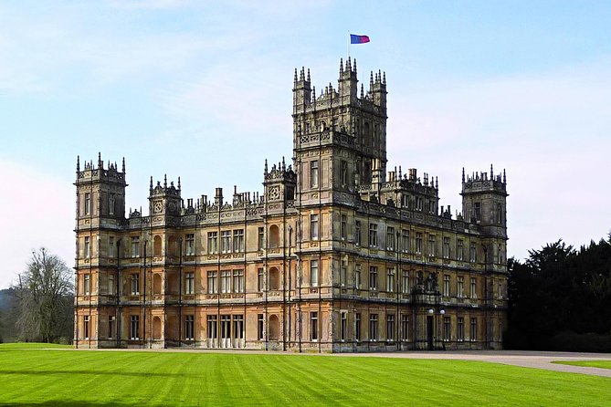 Downton Abbey & Highclere Castle Tour from London, with Oxford - Bampton, the real Downton village