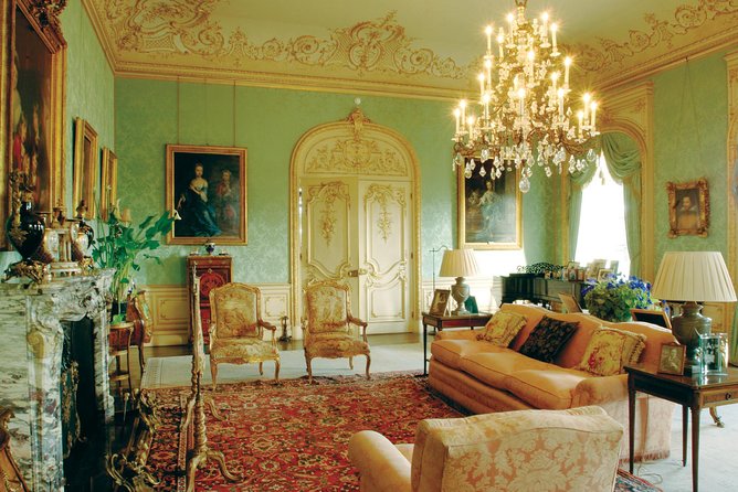 Downton Abbey & Highclere Castle Tour from London, with Oxford - Should you book the Downton Abbey and Highclere tour?