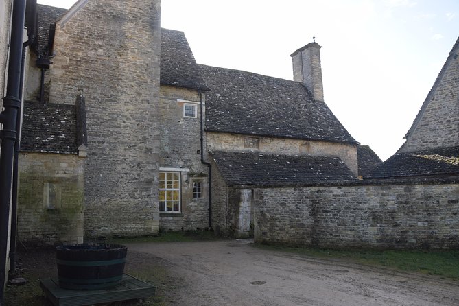 Downton Abbey Town and Country Tour from London by Private Black Taxi - Bampton, where Downton Village comes to life