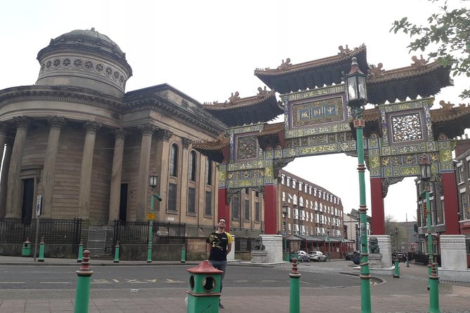 Downtown Liverpool Walking Tour - In Spanish - Royal Albert Dock and Liverpool’s trading past