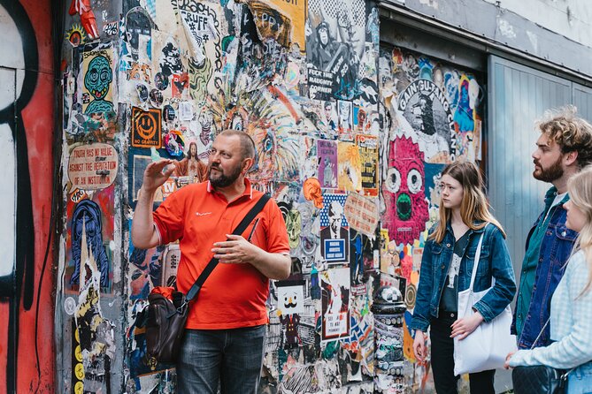 East End London Instagrammable Street Art and Graffiti Tour - Buxton Street and the shift toward modern Shoreditch