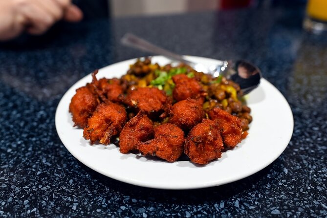 East London Indian Food Tour with 8+ Authentic Food Tastings - The guides make the difference