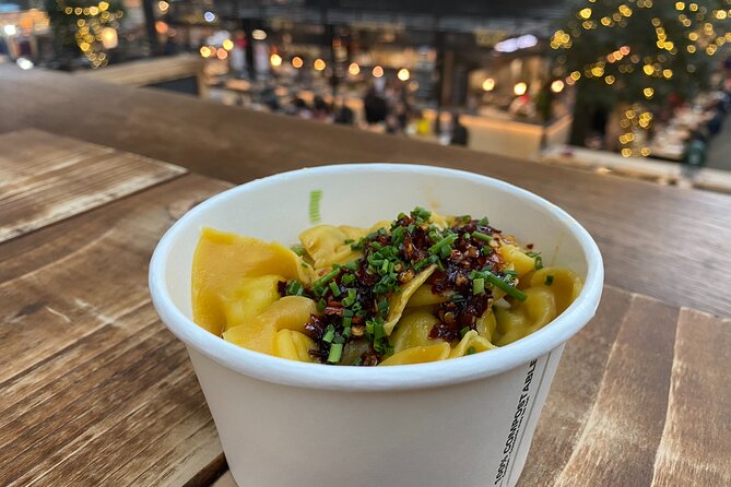 Eat the East End food tour with London Bites Tours - Spitalfields Market: London on a plate