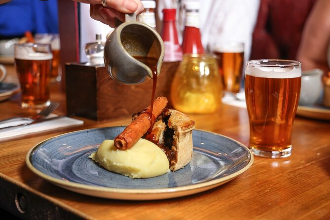 Eating London: The Heart of 'The City' Food Tour - Ye Olde Watling and a proper British pub stop