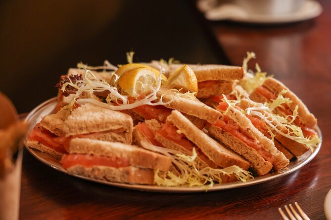Eating London: The Heart of 'The City' Food Tour - Harry Potter, Shakespeare, and Roman London