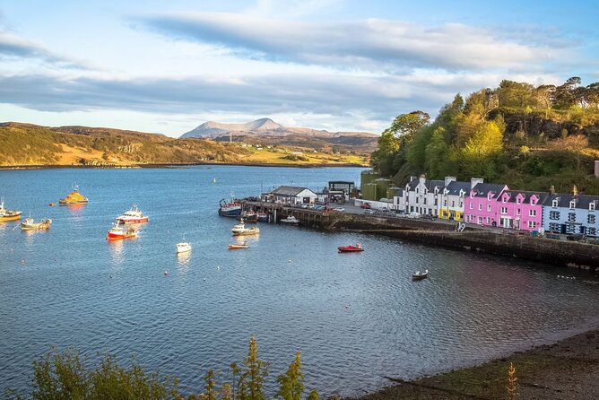 Edinburgh, Loch Ness, The Highlands from London - 3 Day Rail Tour - Glencoe, Ben Nevis, Inverness, and the Cairngorms