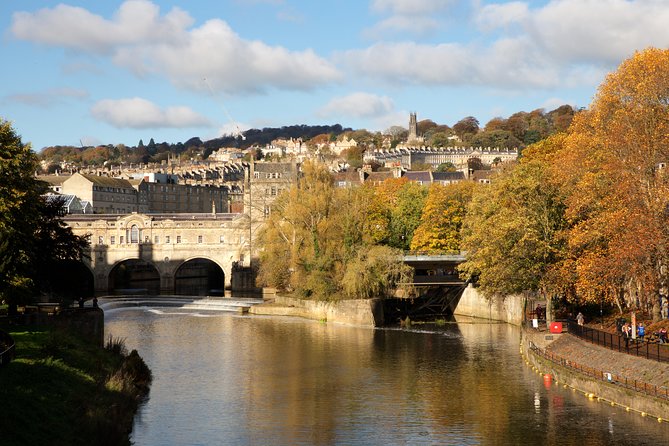 England in One Day: Stonehenge, Bath, the Cotswolds and Stratford-upon-Avon Day Trip from London - Stratford-upon-Avon and Shakespeare’s Schoolroom