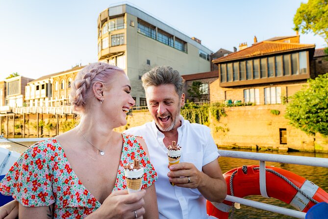 Evening 'Happy Hour' Boat Cruise For All Ages In York - What the evening on the Ouse is really like