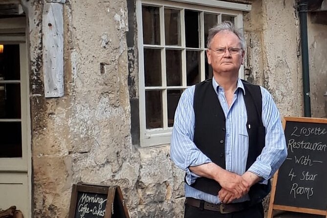 Exceptional Bath tour guide making your visit splendidly memorable. - Pulteney Bridge and the River Avon