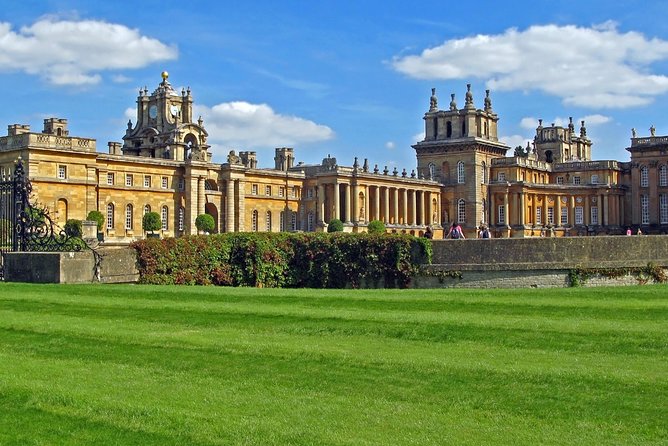Extended Cotswolds Visit and Blenheim Palace with Cream Tea - What the guides add to the day