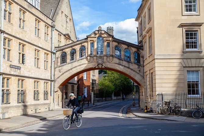 Extended: Oxford University & City Tour With Christ Church - Bodleian Library, Radcliffe Camera, and the Bridge of Sighs