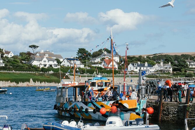 Falmouth Tour App, Hidden Gems Game and Big Britain Quiz (1 Day Pass) UK - Falmouth’s sea views and town streets