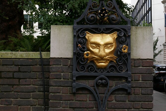Fashion History Walking Tour in London - Starting at Barbican Highwalk at 2:00 pm