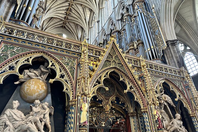 Fast Access Westminster Abbey Private Tour with a London Blue Badge Guide - What the guide adds to the experience