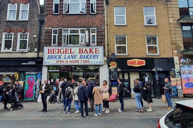 Food & Drink walking tours In London. Discover the East End of London. - Christ Church Spitalfields and the view around it