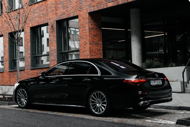 From Heathrow Airport to Southampton Private Chauffeur Service - Arriving at Southampton cruise port