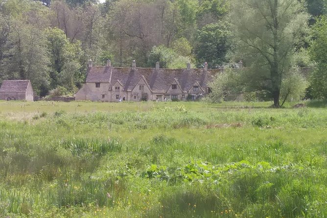 From London: Small-Group Cotswolds Villages Day Tour - Who should book this experience?