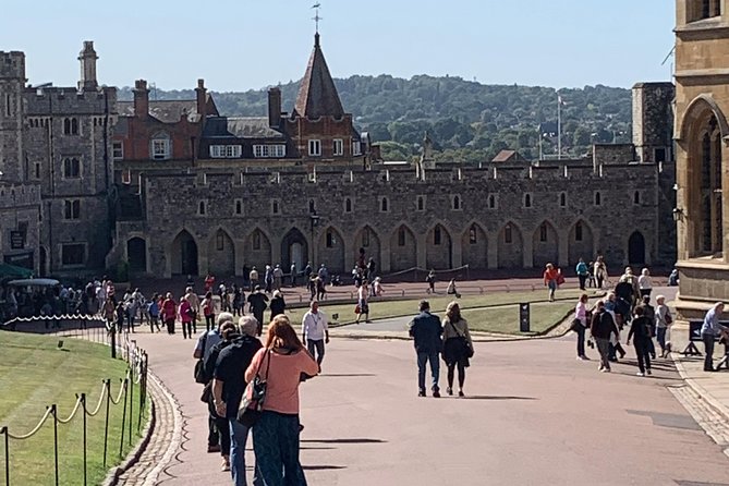 Full Day Excursion Royal London & Windsor in an Iconic London Black Cab - Westminster Abbey and the Palace of Westminster