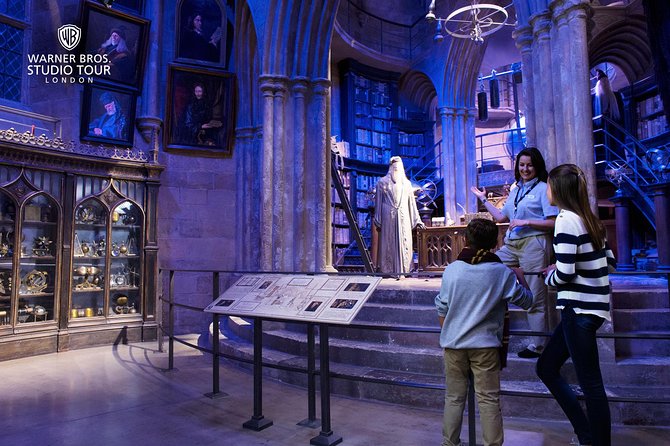Fully Guided Tour of Warner Bros Studio Tour London – The Making of Harry Potter - The Great Hall, Dumbledore’s office, and Hogwarts interiors