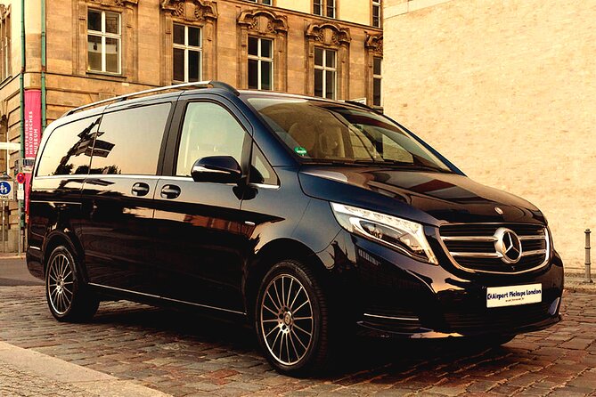Gatwick Airport to Central London taxi transfers - Why the private setup can be worth the price