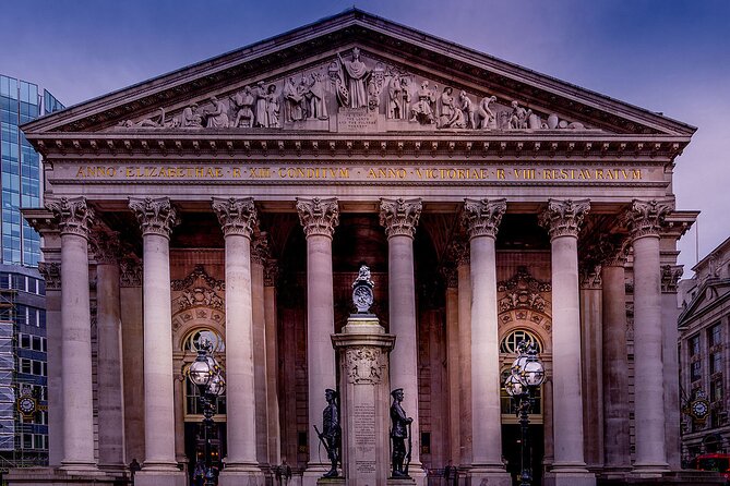 Ghastly Ghost Walking Tour in London - What makes George such a strong guide