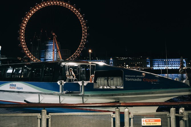 Ghost, Ghouls and Gallows Tour : Guided Tour with Boat Ride - The Thames Boat Ride: Sightseeing With a Spooky Twist
