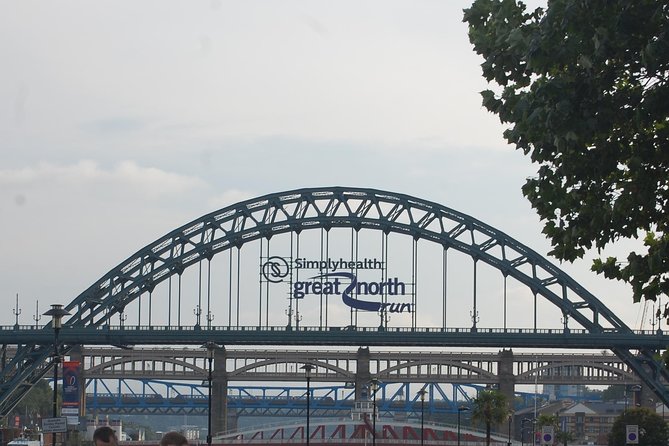 Guided City Walking Tour of Newcastle - Newcastle Castle and the final river view