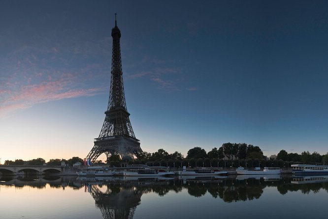 Guided Paris Day Trip from London by Train with Seine Cruise - The one-hour Seine cruise