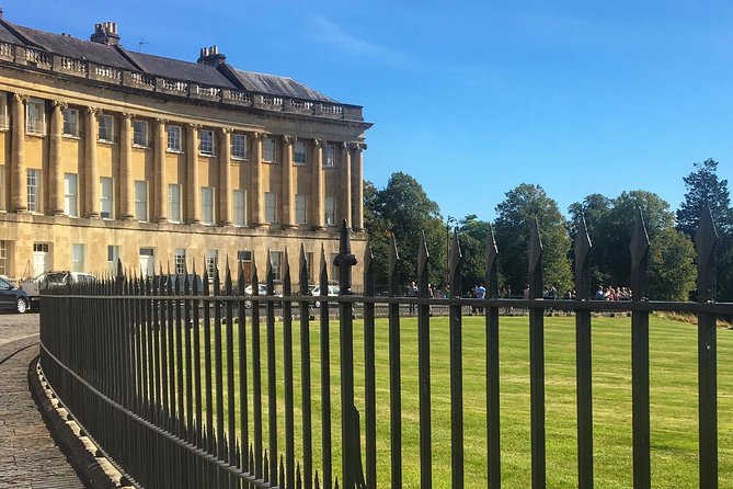 Guided tour to Bath & Stonehenge from Cambridge by Roots Travel. - What the guide adds to the day