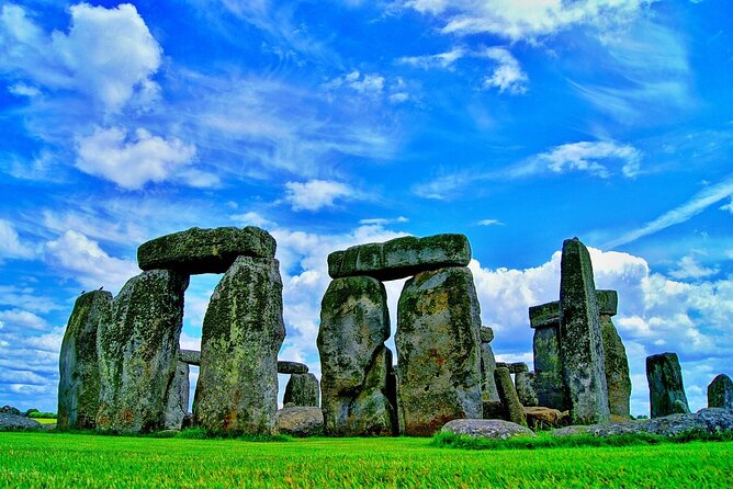 Half Day Stonehenge Tour from London - Two hours among the stones