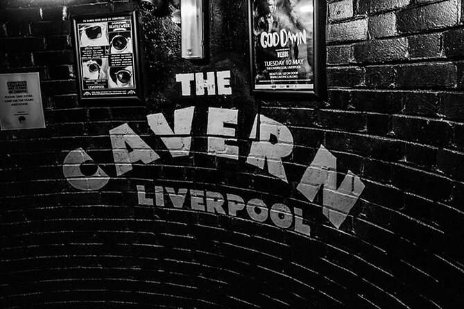Half Day Welcome to Liverpool Walking Tour - Dale Street and Liverpool’s Georgian town hall