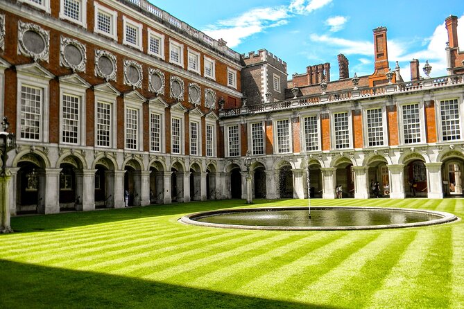 Hampton Court Guided Tour. Full day Access & High Tea - Sixty acres of gardens after the indoor tour