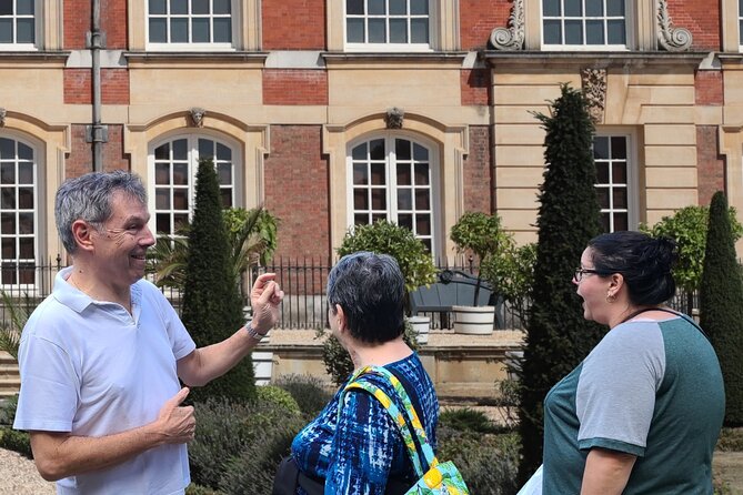 Hampton Court Guided Tour. Full day Access & High Tea - Afternoon tea across the road