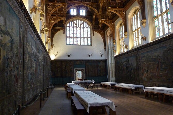 Hampton Court Palace Private Guided Tour - What the Private Format Changes