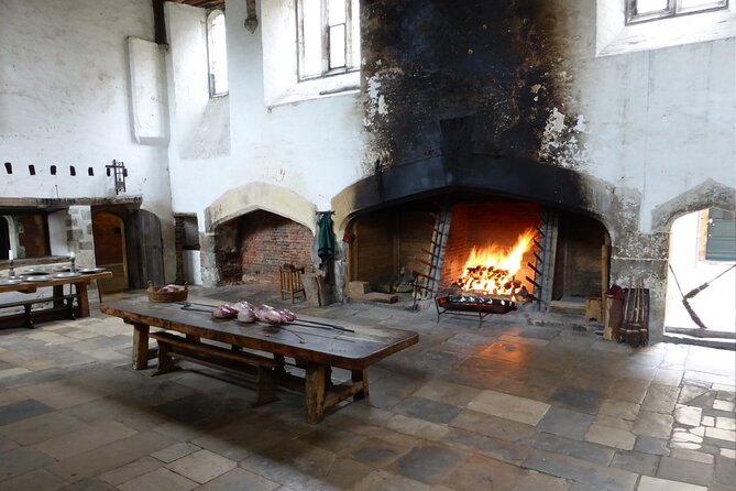 Hampton Court Palace Private Guided Tour - The Tudor Kitchens and Great Hall
