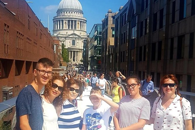 Harry Potter - Private London Taxi Tour - Diagon Alley, Gringotts Bank, and a sweet-shop stop